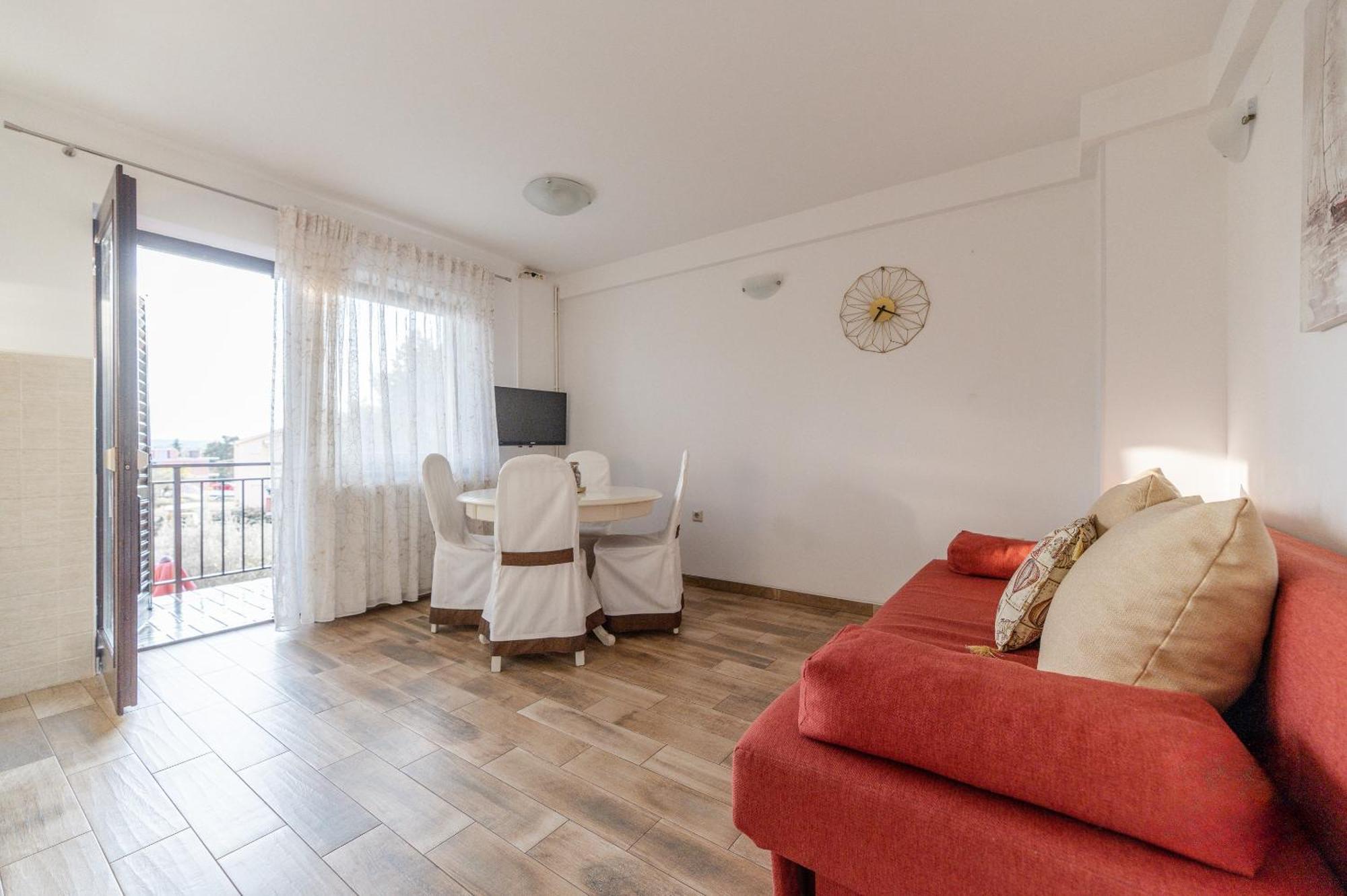 Bubi Apartments Malinska Bagian luar foto