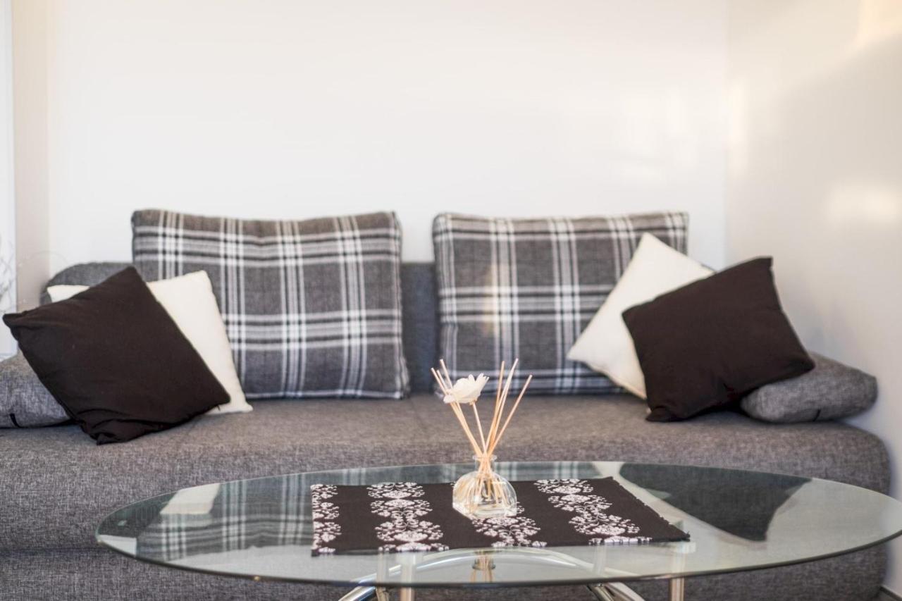 Bubi Apartments Malinska Bagian luar foto