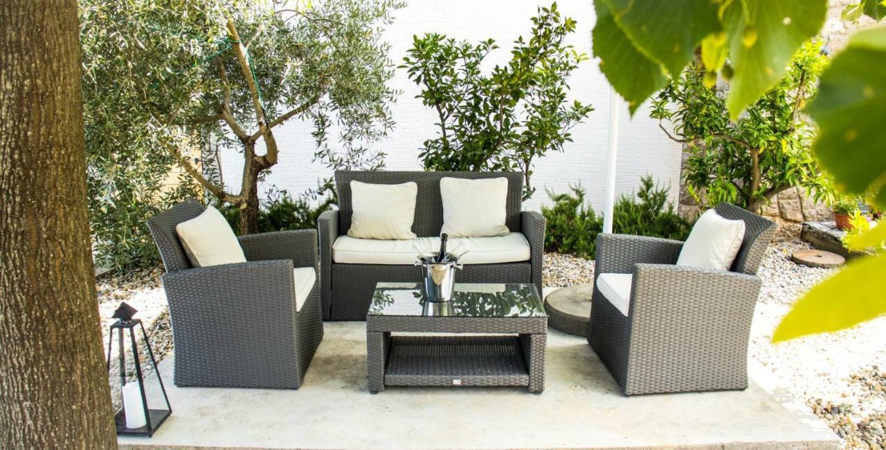 Bubi Apartments Malinska Bagian luar foto